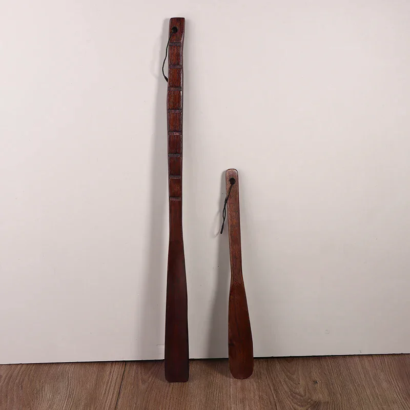 Wooden Shoe Horn With Lanyard Flexible Long Handle Shoehorn Useful Shoe Lifter For Seniors Shoe Spoon Home Tools