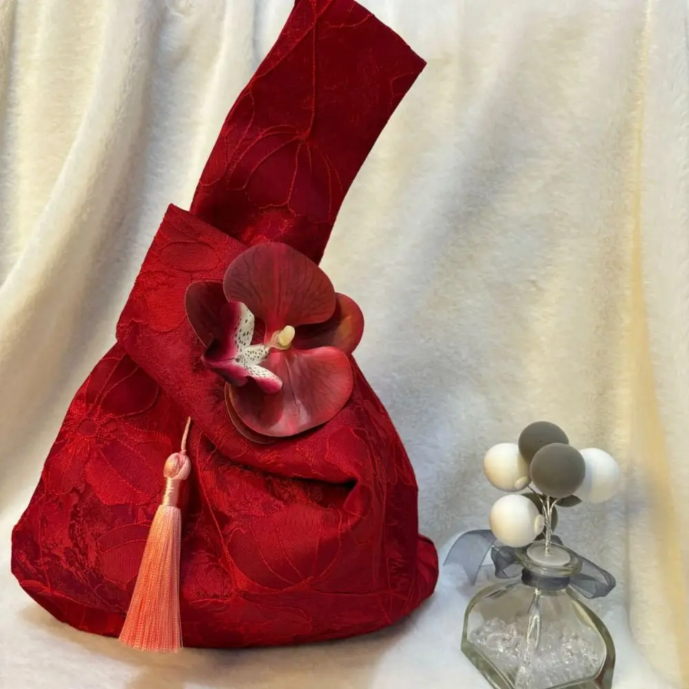 

Сумка-клатч с кисточками и узелком, сумка-мешочек для мелочей, сумка-ведро с вышивкой и цветочным кулоном, красная праздничная сумка для сладостей