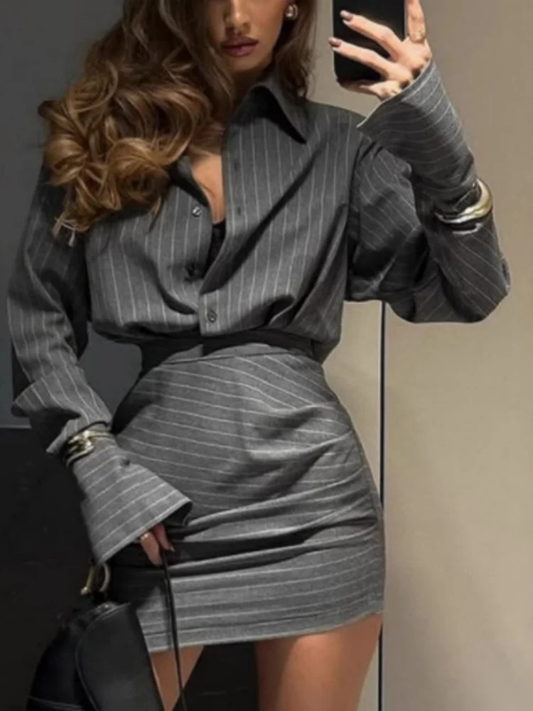 

Три сестры, новые поступления, весенне-осенняя модная элегантная женская одежда для поездок на работу, полосатая рубашка на пуговицах с рукавами, комплект из двух предметов