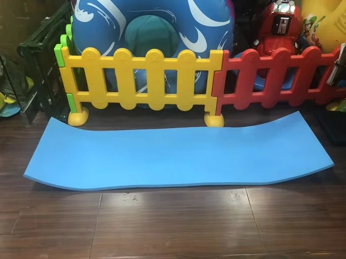 Manufacturer offers EVA foam mats, water park slide mats, handles, rainbow water park slides, water play equipment
