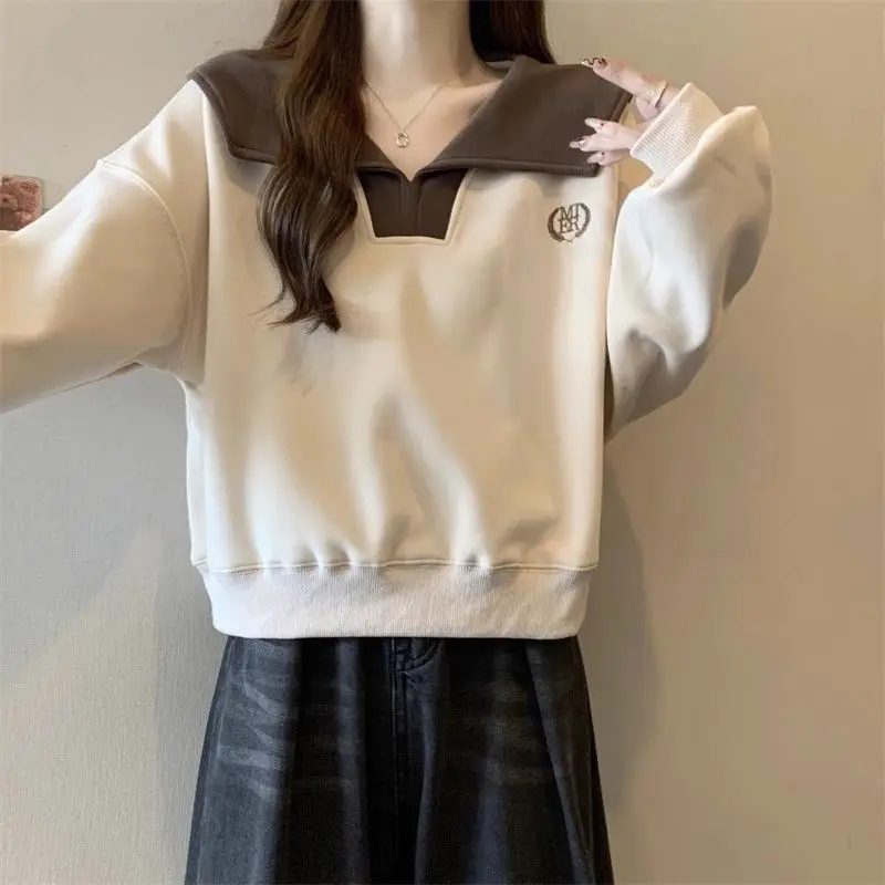 เสื้อสเวตเชิ้ตแขนยาวคอปกตุ๊กตาตัดสี ไซส์ใหญ่ สไตล์หลวม ปิดบังหุ่น สำหรับผู้หญิง ฤดูใบไม้ผลิและฤดูใบไม้ร่วง รุ่นใหม่