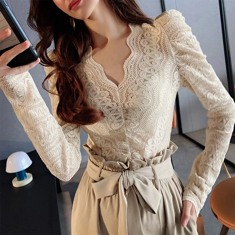  Casual V-Neck Lace Women Blouse Shirt Hollow Out Female Vintage Blouse Tops Puff Sleeve Ladies Blouses DF1ALA014