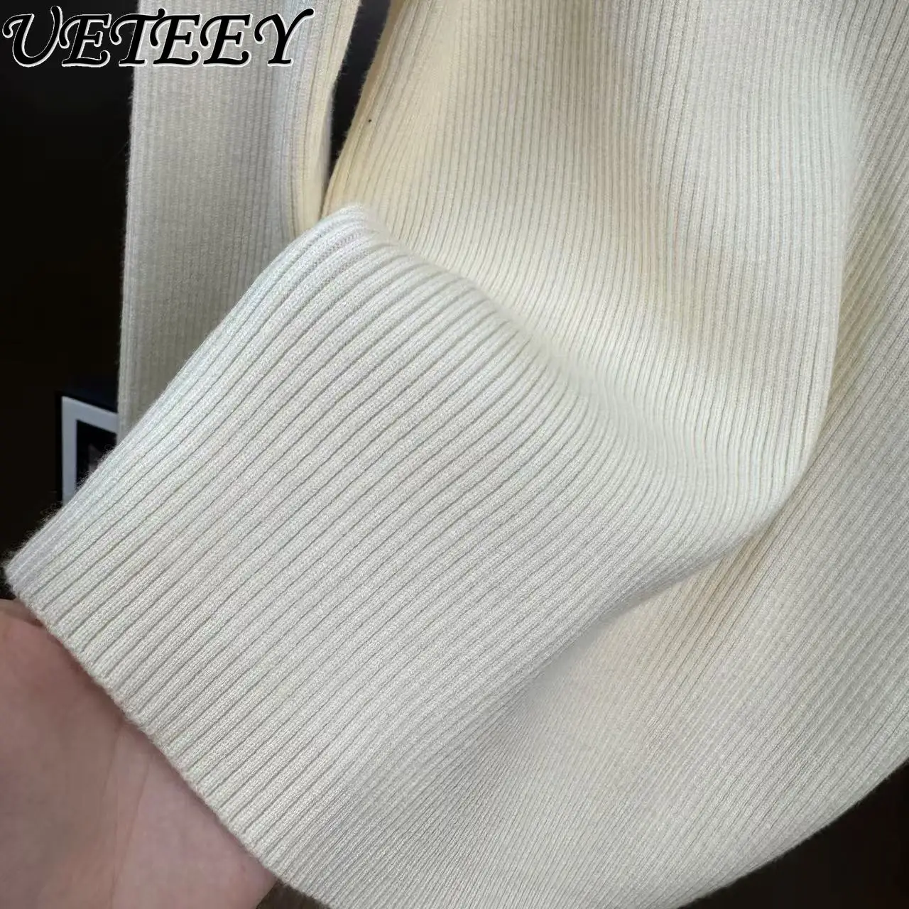 Jersey de punto de manga larga con cuello redondo para primavera y otoño, decoración de Metal, suéter básico versátil de estilo minimalista francés ajustado