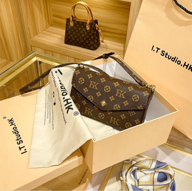 Luxury Brand High-quality and Versatile Vintage Handbag with Small Square Design Fashionable Temperament Crossbody Chain Bag