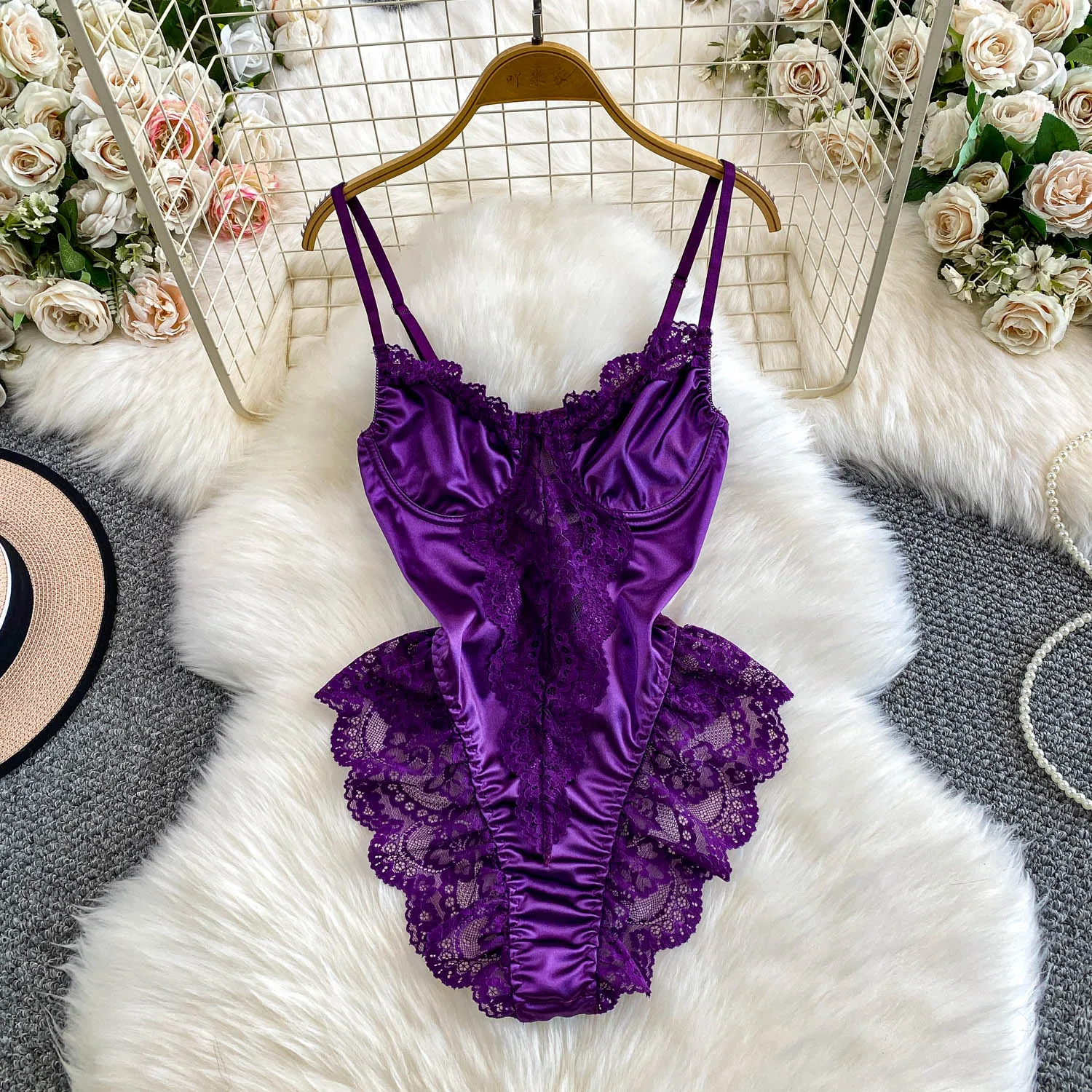 

Сексуальные боди без рукавов с открытыми плечами и рюшами с v-образным вырезом, винтажные боди на бретелях, комбинезоны, топ, милая одежда