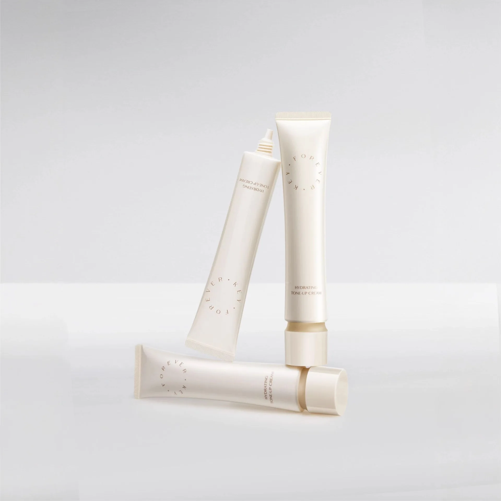 

Foreverkey Tinted Cream Satin Lock Makeup Plain Cream Facial Brightening Makeup Pre-Base Foundation Makeup Pre-Lotion