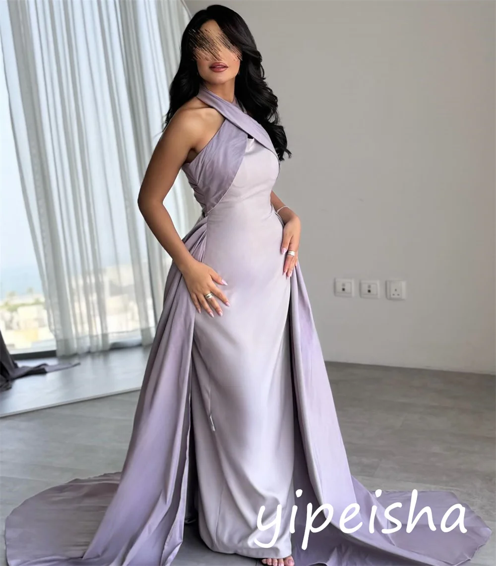 Personnalisé décontracté Simple Jersey plissé a-ligne licou longues robes sur mesure Occasion complexe correspondant