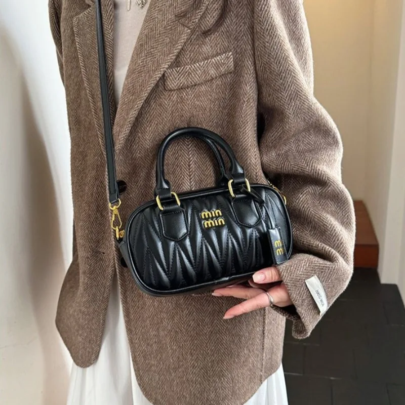 

Sophisticated Woven Diaper Bag Women's Bag Crossbody Botanical Garden Walk Raffia Exquisite Portable Trendy Sleek Fashionable