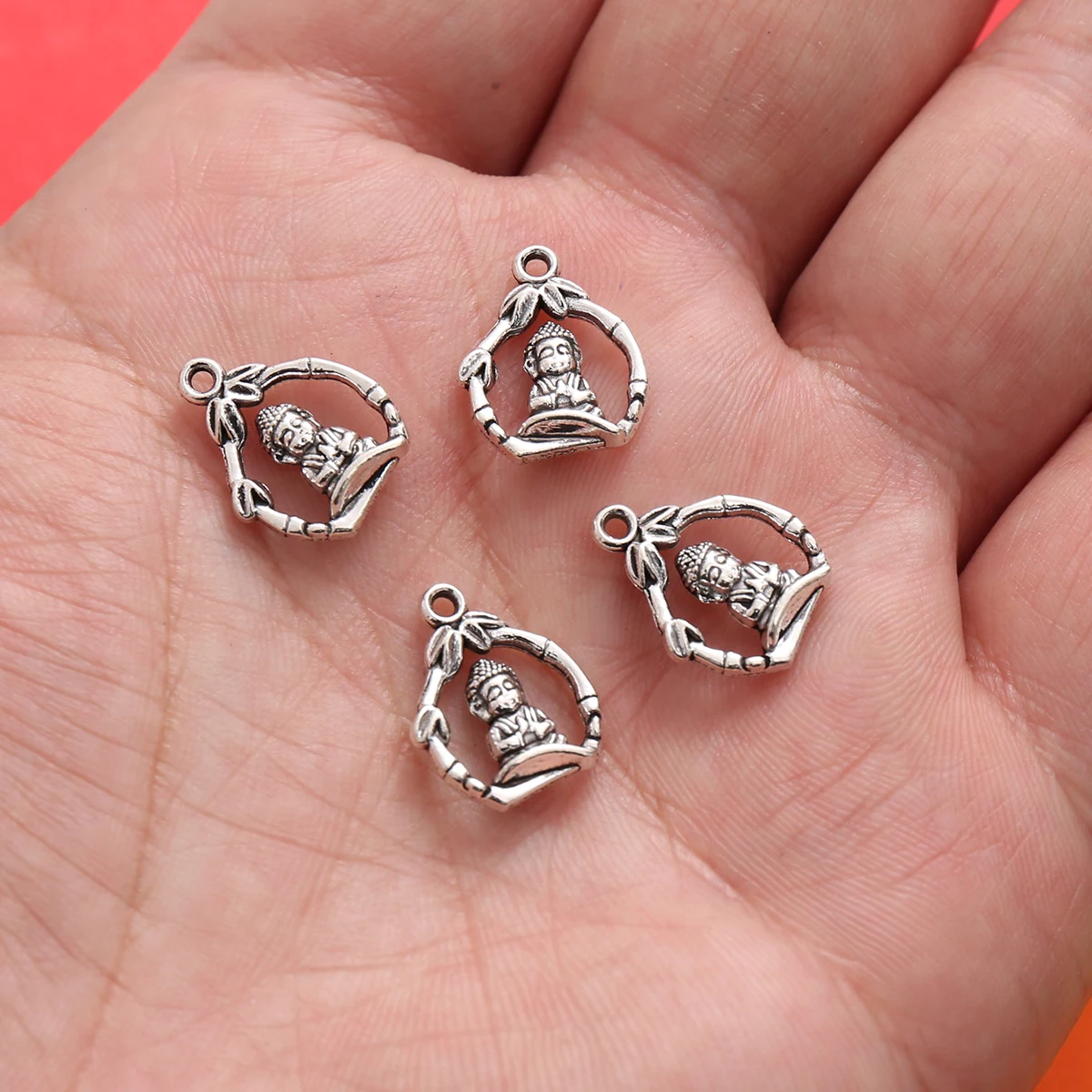 20 Pieces of Bamboo Ring Buddha Retro Pendants, Hollow Bamboo Circle Relief Buddha Statues, Simple Pendants Suitable for DIY Bracelets, Necklaces, Earrings, Zen Religious Buddhist Handmade Beaded Jewelry Accessories