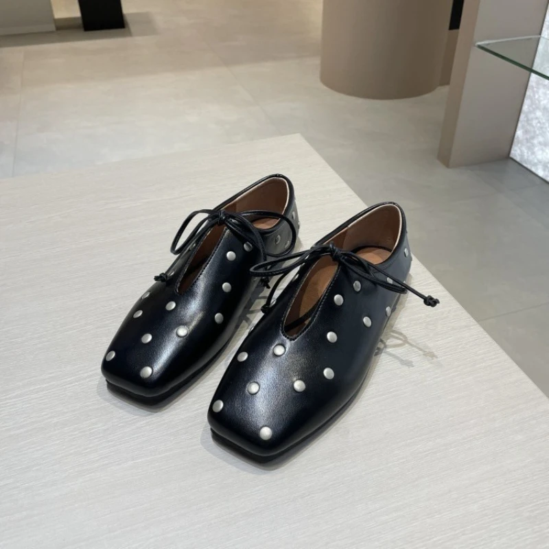 

Осенние новые кожаные туфли с круглым ногтем, универсальные французские женские туфли в стиле ретро с плоской подошвой, темпераментные французские туфли