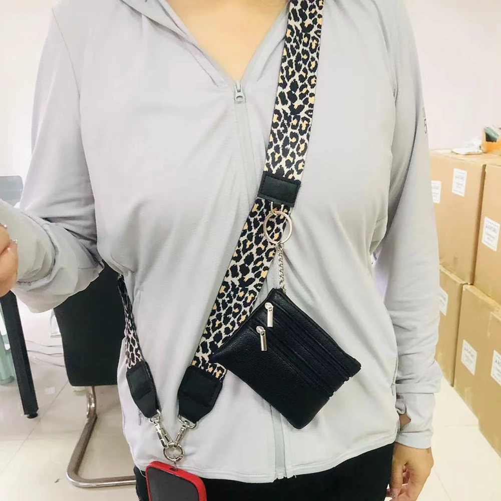 สายคล้องโทรศัพท์พร้อมกระเป๋าซิปสําหรับผู้หญิงสายคล้องโทรศัพท์มือถือแบบปรับได้พร้อมคลิปหนีบกระเป๋าสตางค์และสายรัด Go สําหรับโทรศัพท์