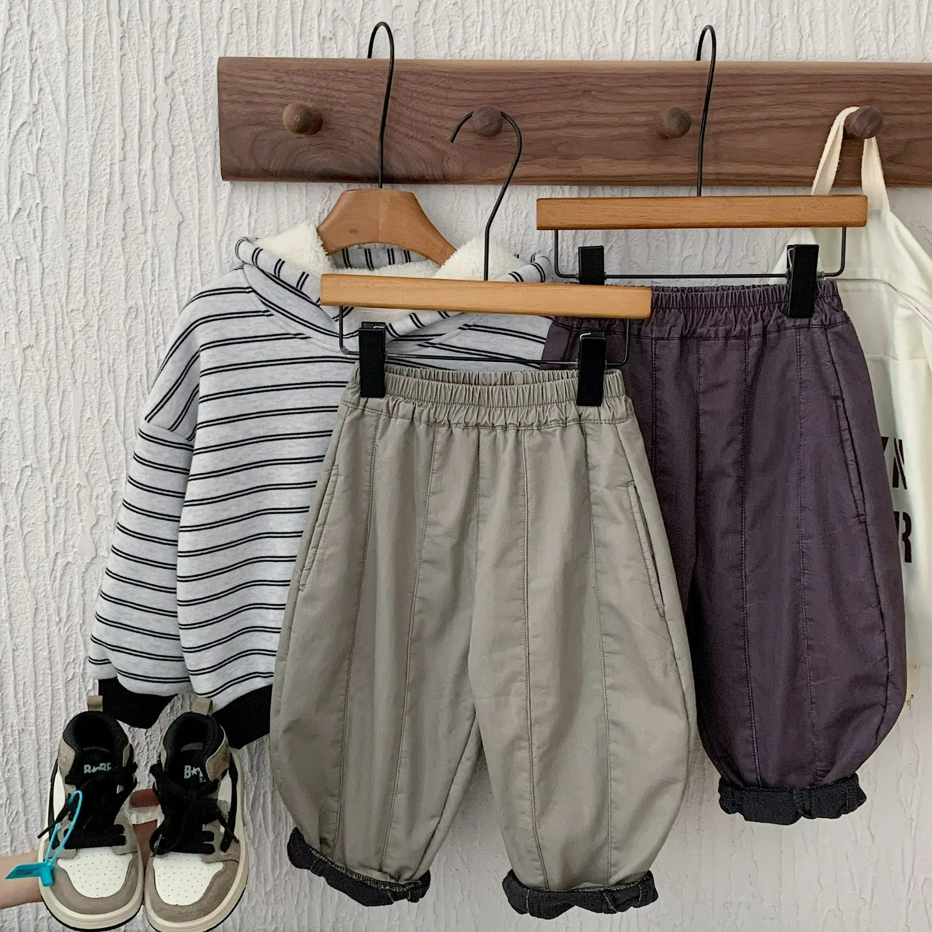 

Детские бархатные повседневные брюки, зима 2026, новый стиль для мальчиков и девочек, толстые штаны, детские брюки