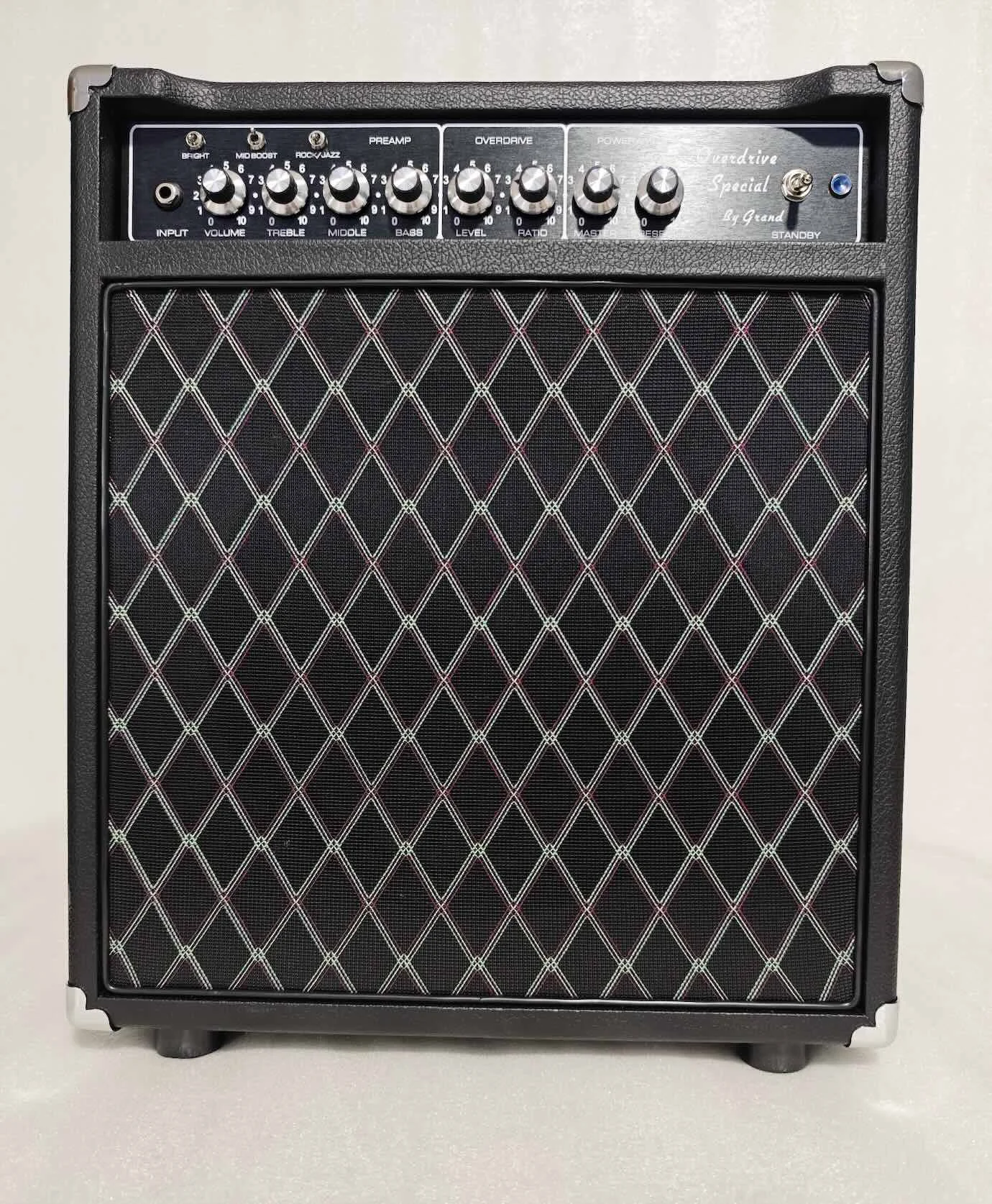 

Специальный комбинированный комплект DumbleStyle ODS20 Overdrive черного цвета с трубками JJ и оригинальным динамиком A-TYPE Celestion, ЛУЧШИЕ ЗВУКИ