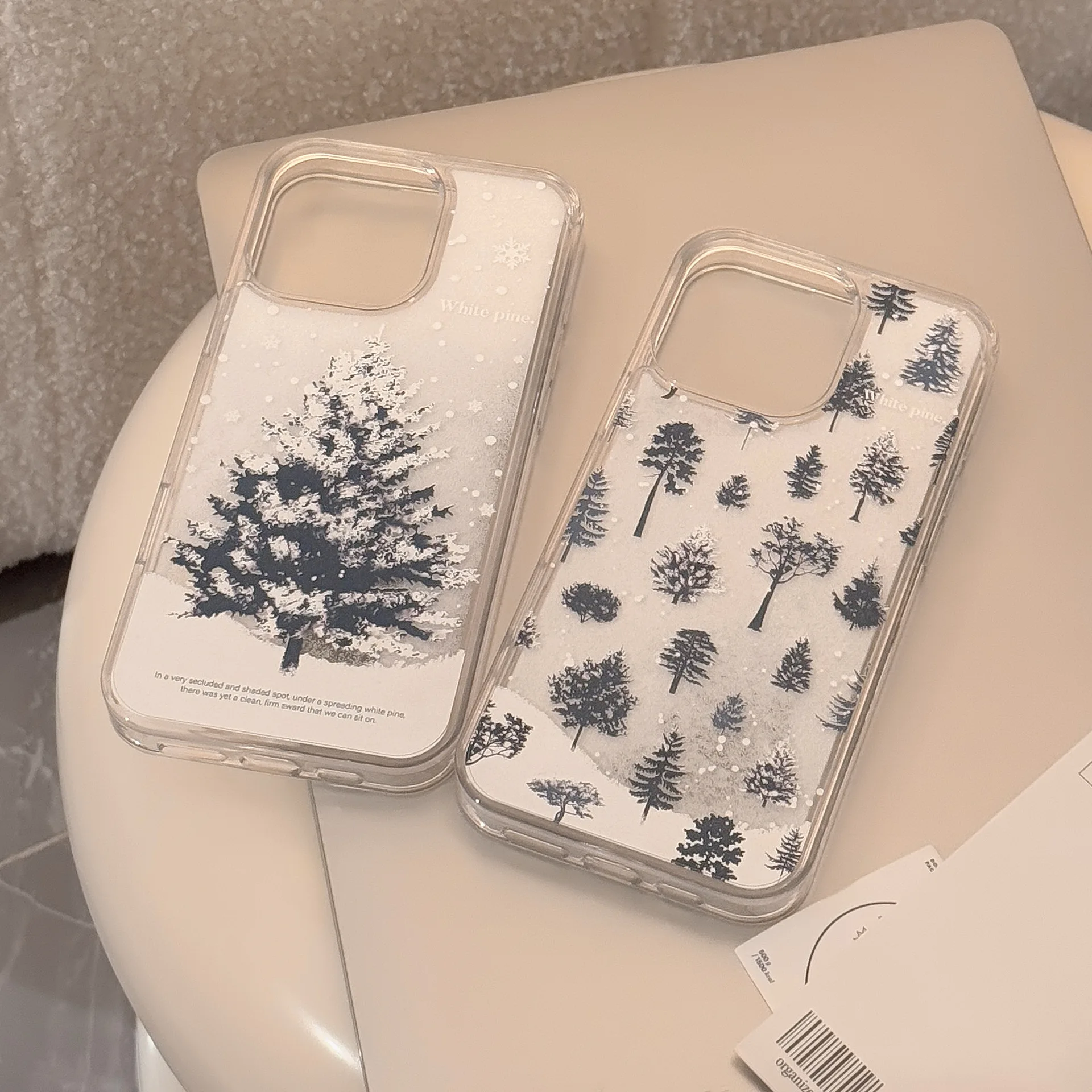Capa de telefone de árvore de natal de floco de neve de inverno para 16 15pro max 14 13pro capa de telefone semi-transparente com flocos de neve fluindo