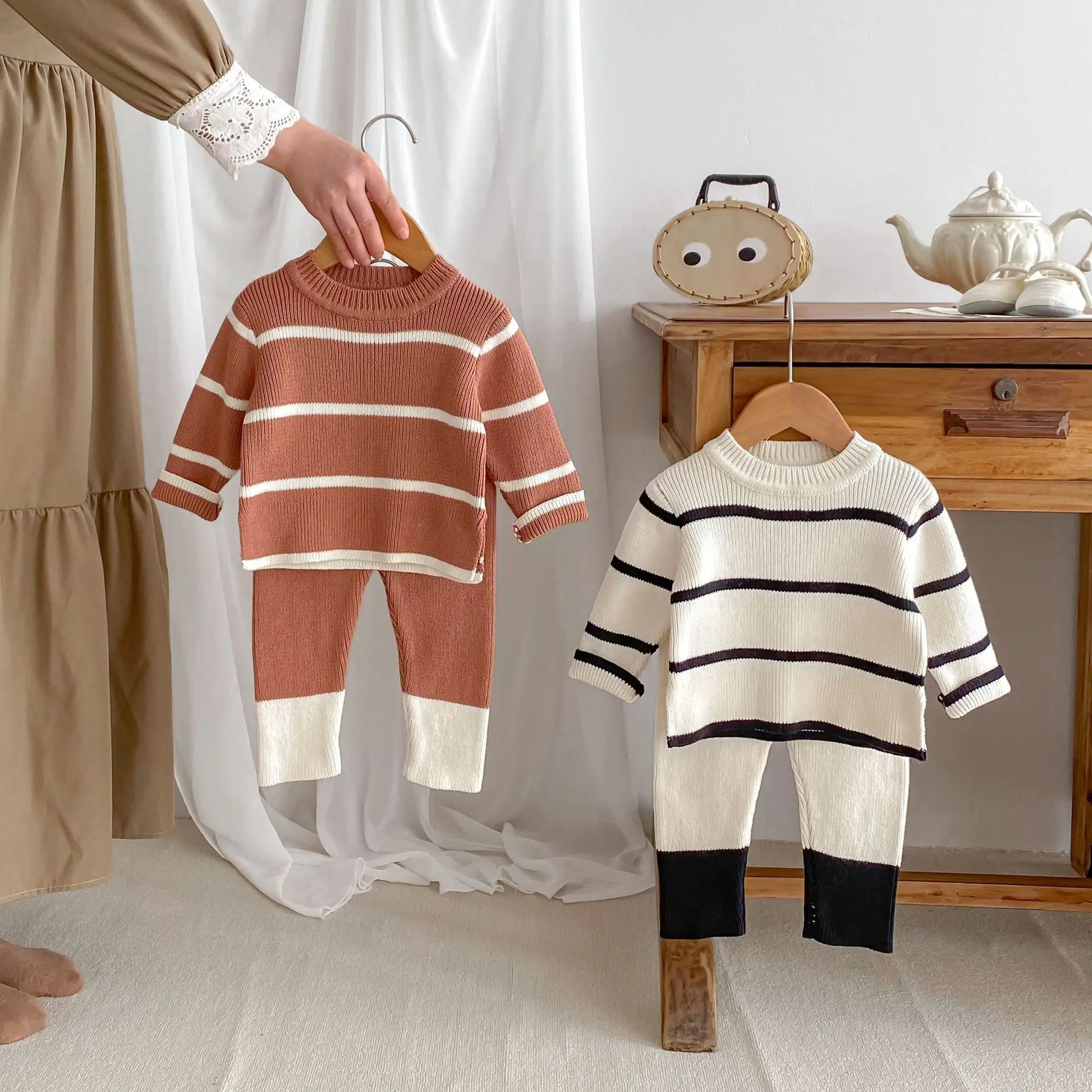 New Baby Girls Knitted Sweater Set Spring Autumn Cotton Stripe Top Fashionable Spliced Pants Suit Toddler Girls Outfits