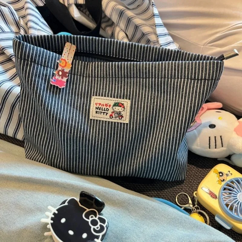 حقيبة مكياج كاوبوي الربط كيتي كات ذات سعة كبيرة لأحمر الشفاه وسماعة الأذن ومحفظة ركاب محمولة #3