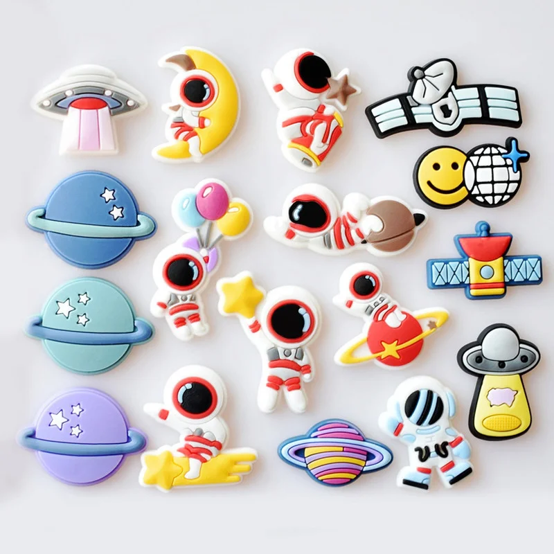 Random 10 PCS Cute Cartoon Pattern Hole Shoe Charms Decoration Shoe Buckle DIY Shoe Flower Accessories