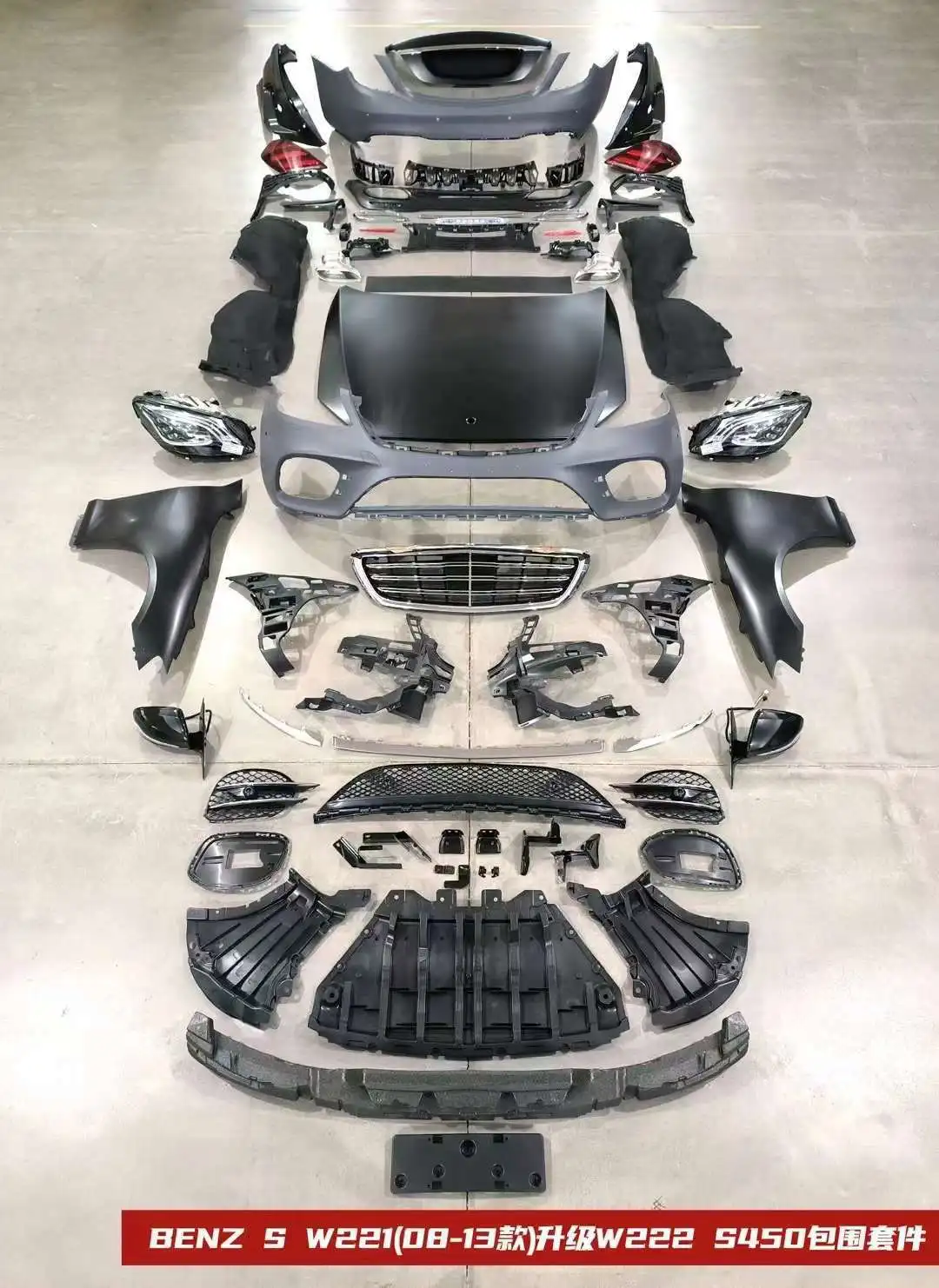 Zestaw karoserii do faceliftu, konwersja samochodu z klasy S W221 na model W222 typu S65