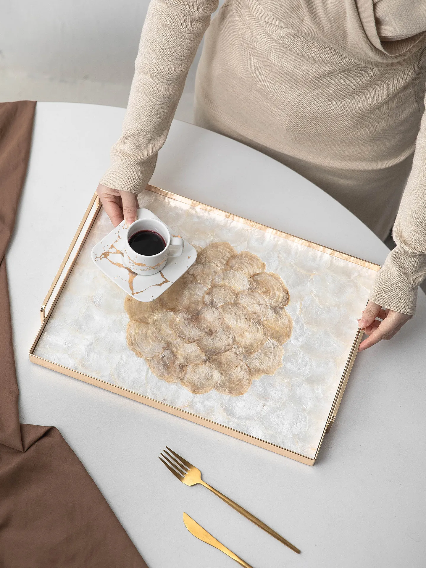 

Luxury Gold Mother of Pearl Metal Tray with Handle Large Rectangular Serving Tray Room Decoration