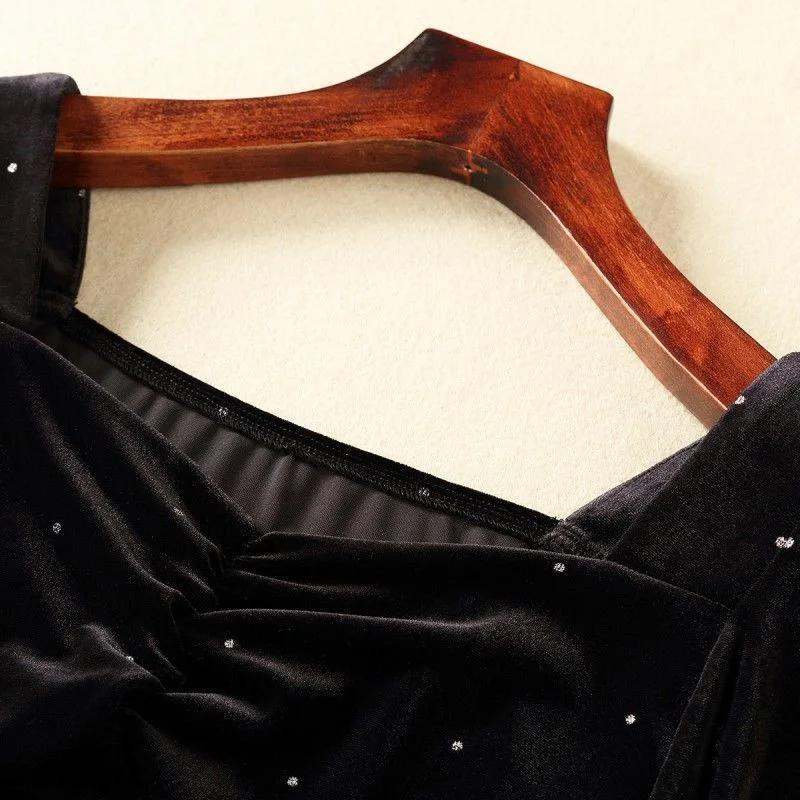 Spring Autumn Fashionable Square Collar Temperament Hot Silver Short Gold Velvet Bottoming Shirt Pleated Low Collar Top Women