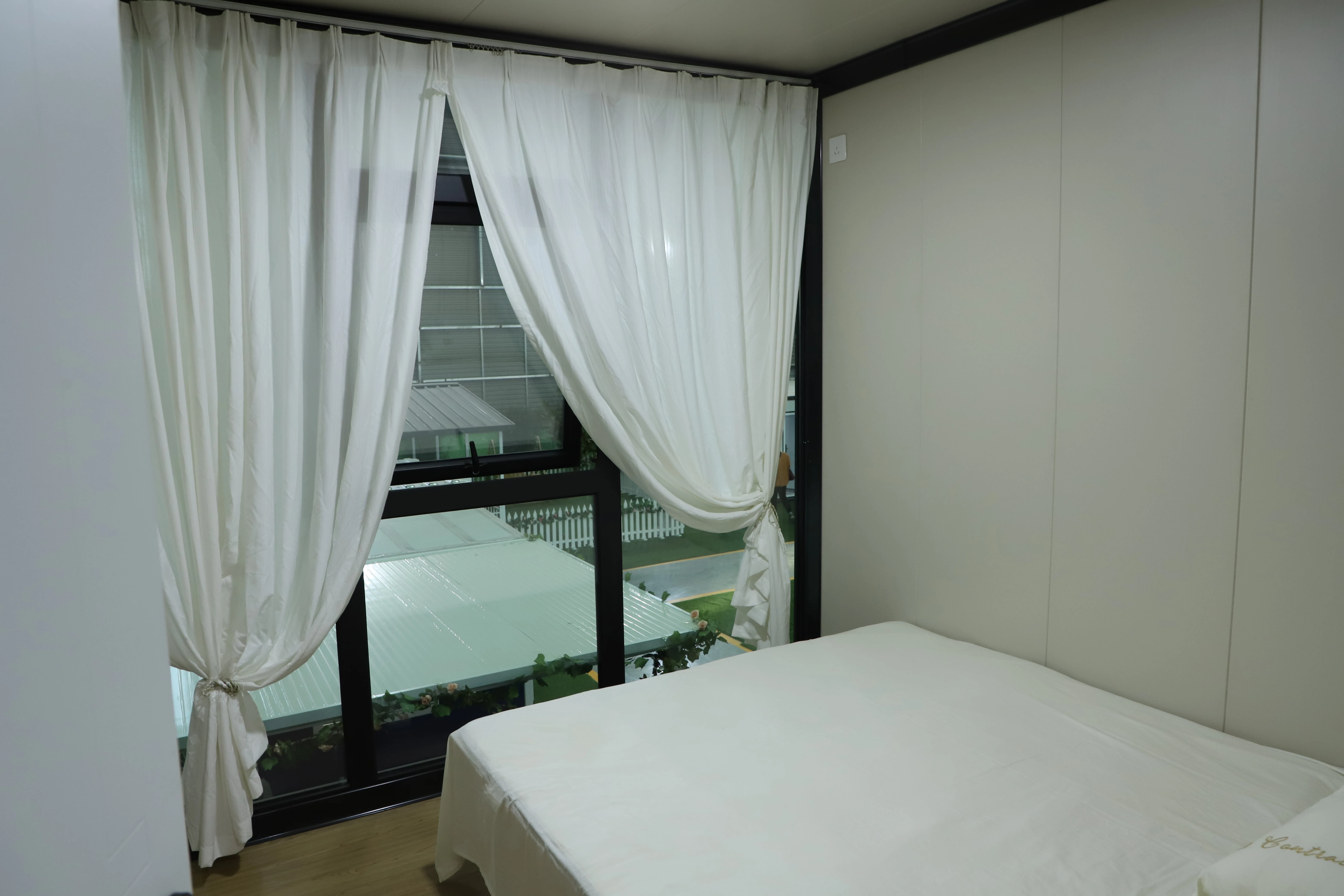 Good Price Folding Prefab 20ft 40ft Prefab House Luxury 2 Story 40ft Expandable Container Houses Detachable Container House