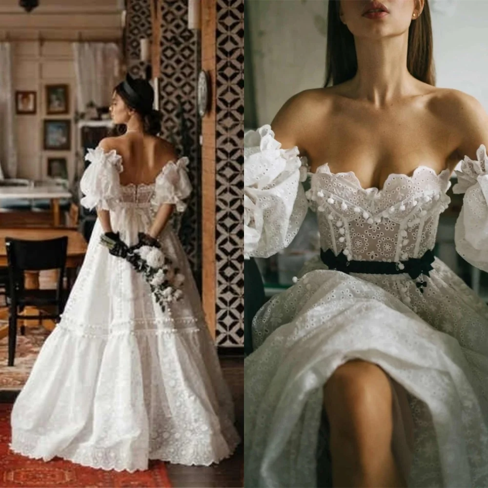 

Customized Elegant Graceful White Tulle Wedding Dress Delicate Strapless Detachable Sleeve Bridal Gowns Exquisite Bridal Party