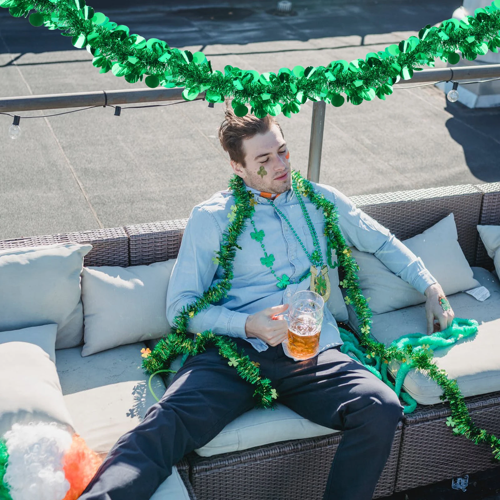 

5pcs Colorful Tinsel Decorations Plastic St Patricks Day Party Supplies Hanging Shamrocks DIY Craft Home Decor