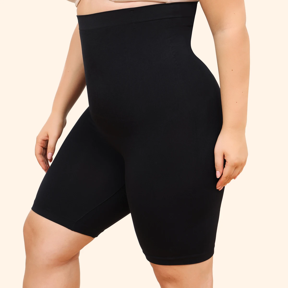 

Plus-size women's leggings with seamless comfort and shaping features to slim the legs and lift the butt.