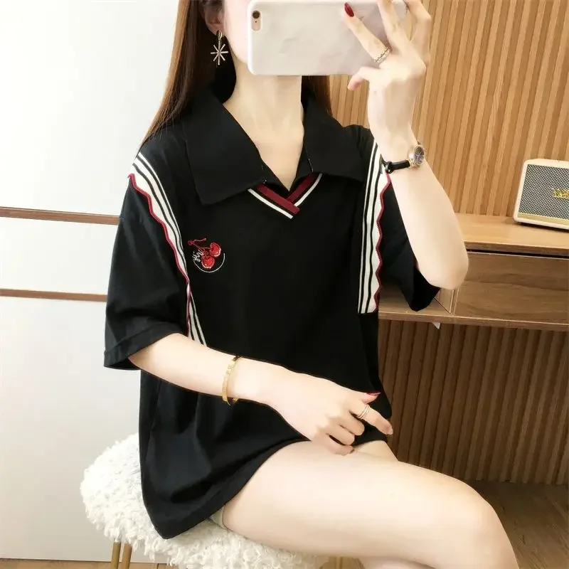 Sommer Outfit Polo Neck T Shirt für Frauen Nette Frau T-shirt Günstige Tops mit Kragen Koreanischen Stil Kleidung Neue Original Synthetische