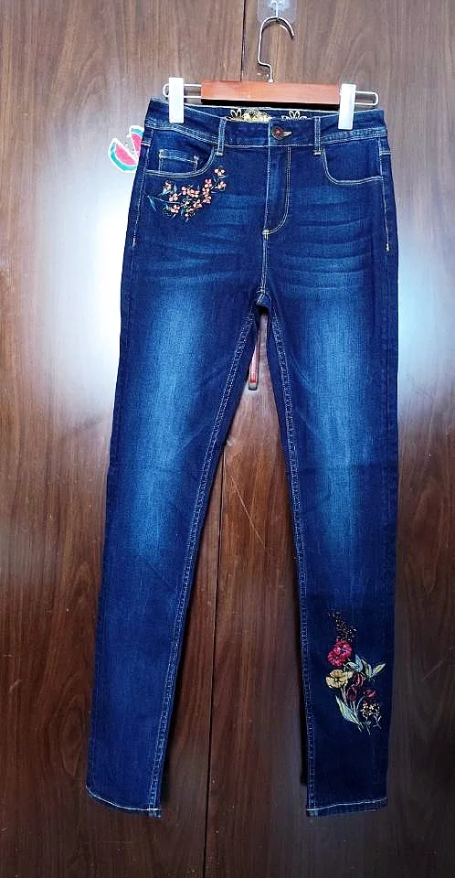 

Foreign trade original single Spanish new print fashion matching skinny jeans