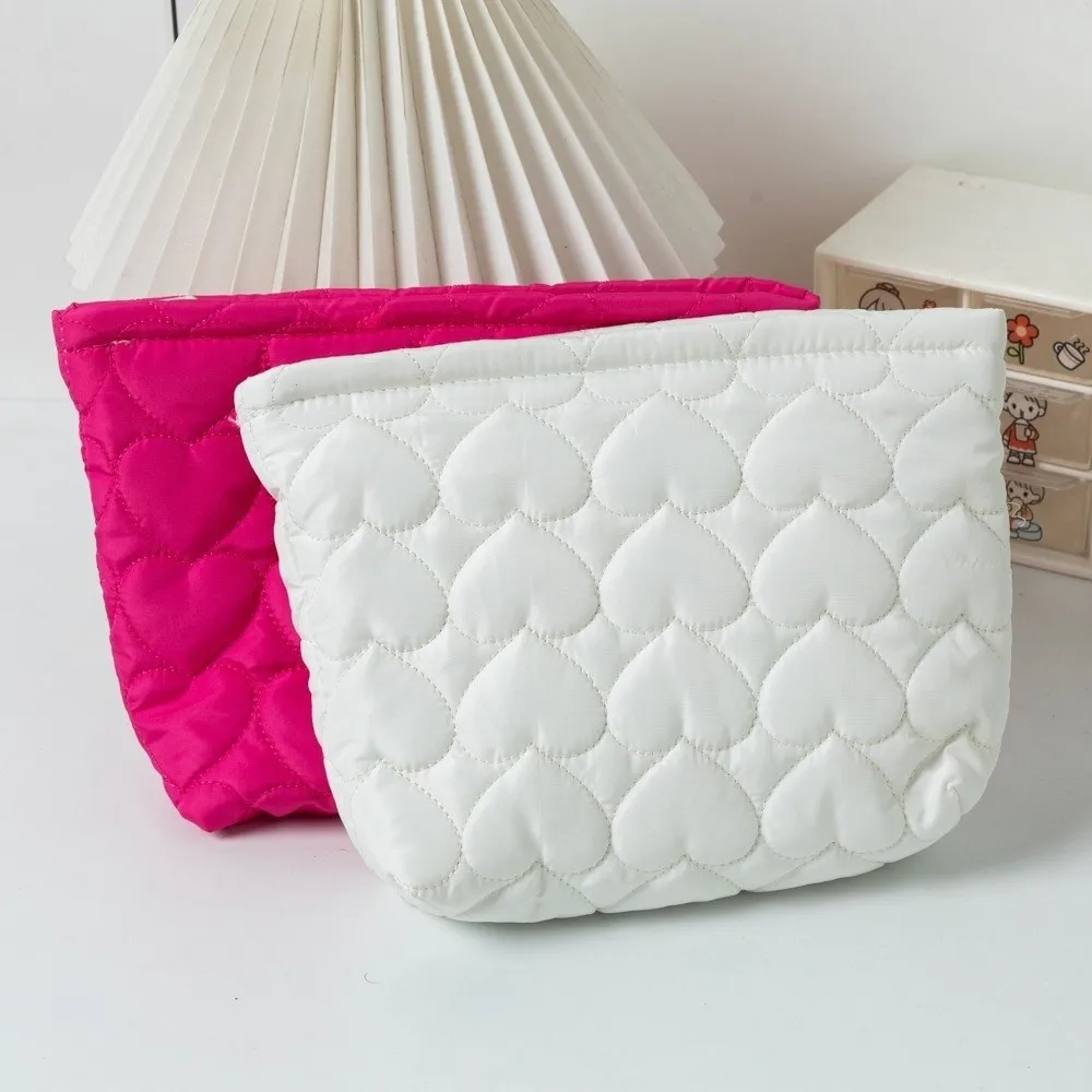 Large Capacity Travel Makeup Organizer Bag Heart Lightweight Portable Toiletry Organizer Soft Padded Zipper