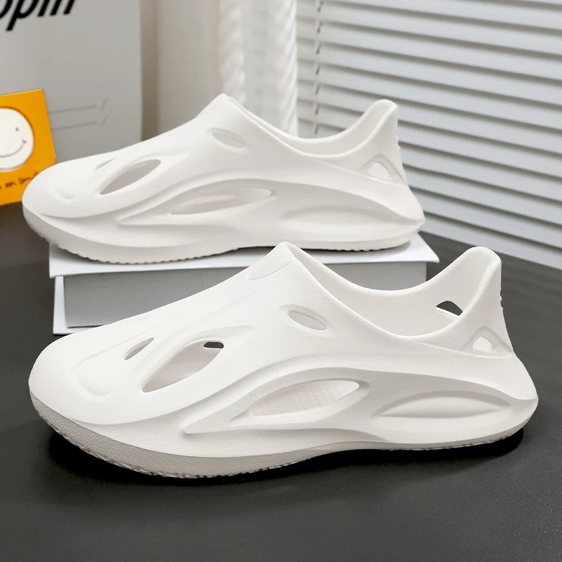 

Men's Outdoor Anti-Slip Deodorant Sandals Thick Bottom Sports Wearable for Driving Summer Beach Slippers Breathable EVA