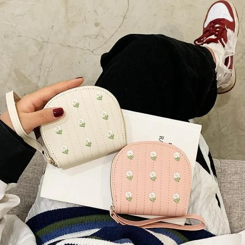 BOMO dompet koin bordir manis, dompet kartu pendek gaya Korea desainer mode, tas kulit PU kasual untuk wanita, dompet kartu