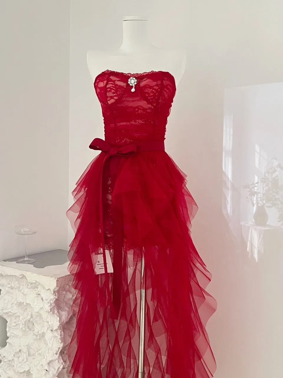 

Летнее вечернее платье 2026 года с пышными оборками, винтажным кружевом и запахом, длиной в пол, из полиэстера, для караоке-баров (KTV)