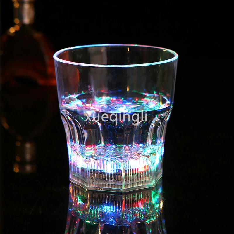 1PC Mini LED Flashing Plastic Beverage Wine Drink Cup Bar Decorative Party Club Mug Color Flashing Light Whisky Mug for Bar