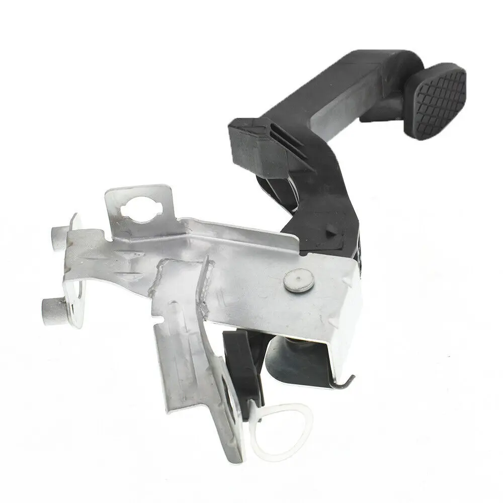 Clutch pedal with bracket assembly for automotive accelerator pedal