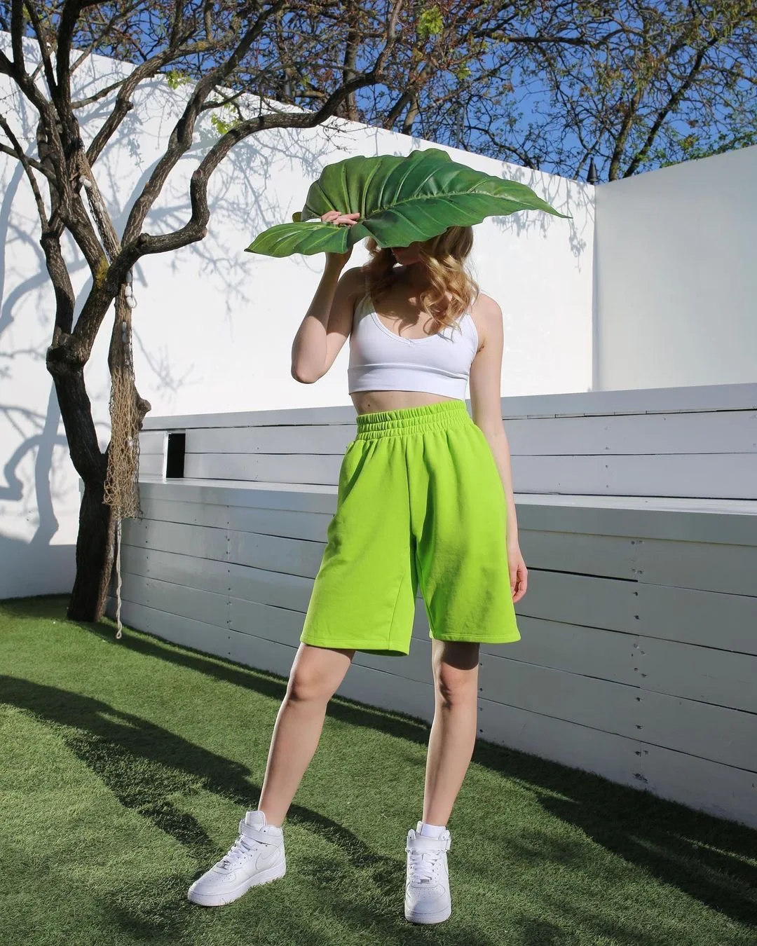

Green Elastic Waist Loose Fit High Waist Straight Leg Casual Pants Women's Summer Fashion Ins Short Five-Point Pants