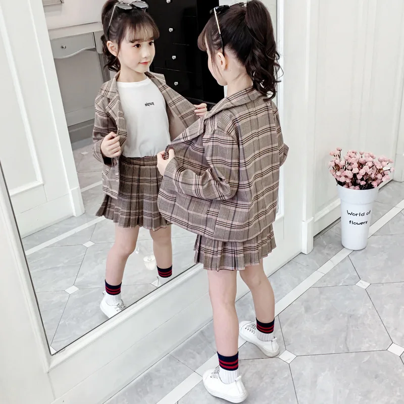 Girls' suit Western style autumn suit 2024 new Korean version of red plaid suit jacket children's pleated skirt set