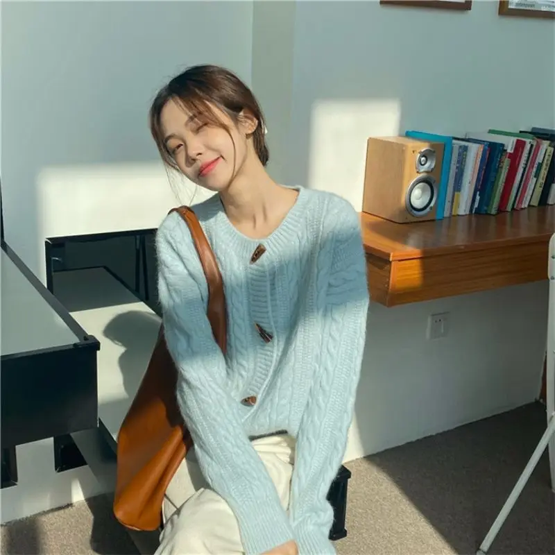 Knitted Top for Women Grey Round O Neck Winter Button Ladies Sweaters Cardigan Y2k Fashion Korea Autumn 2024 Warm Crochet Jumper