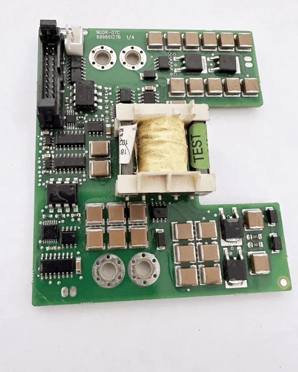 NGDR-07C  Used inverter multi-drive ACS600 series protection trigger drive board