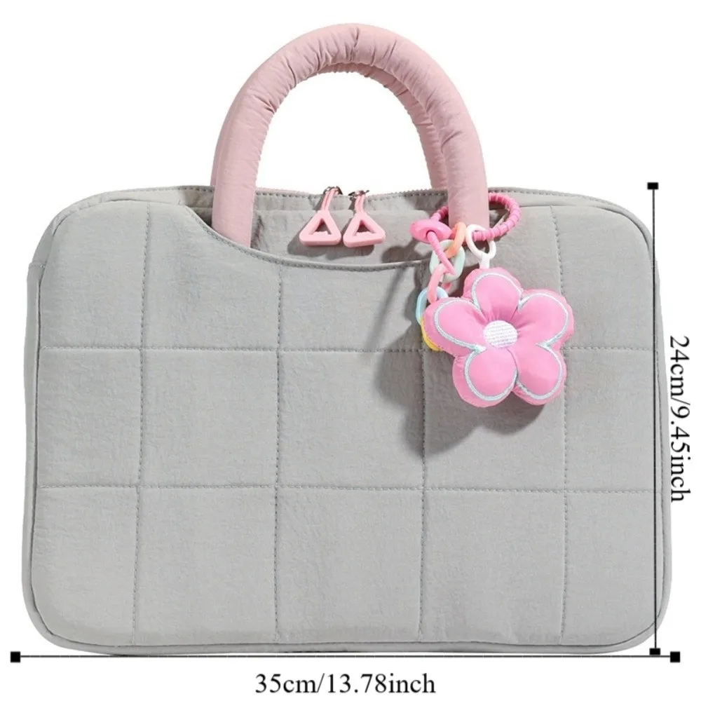 かわいい14インチノートパソコンスリーブ、ペンダント付きポータブルタブレットキャリングケース、ふわふわコンピューターハンドバッグ、通勤用