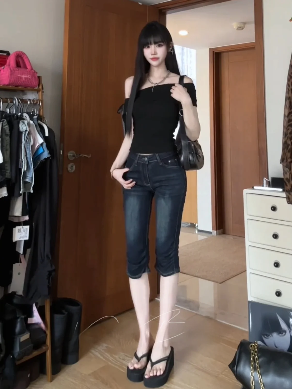 Effortless Vintage High Waist Slim Fit Pleated Denim Jeans Women Summer Slimming Seven Inch Pants Hip Enhancing Casual Wear