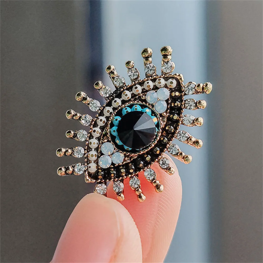 2026 Vintage Rhinestone Eyes Brooches For Women Men Zircon Turkish Lucky Eyes Metals Brooch Pins Party Jewelry Accessories