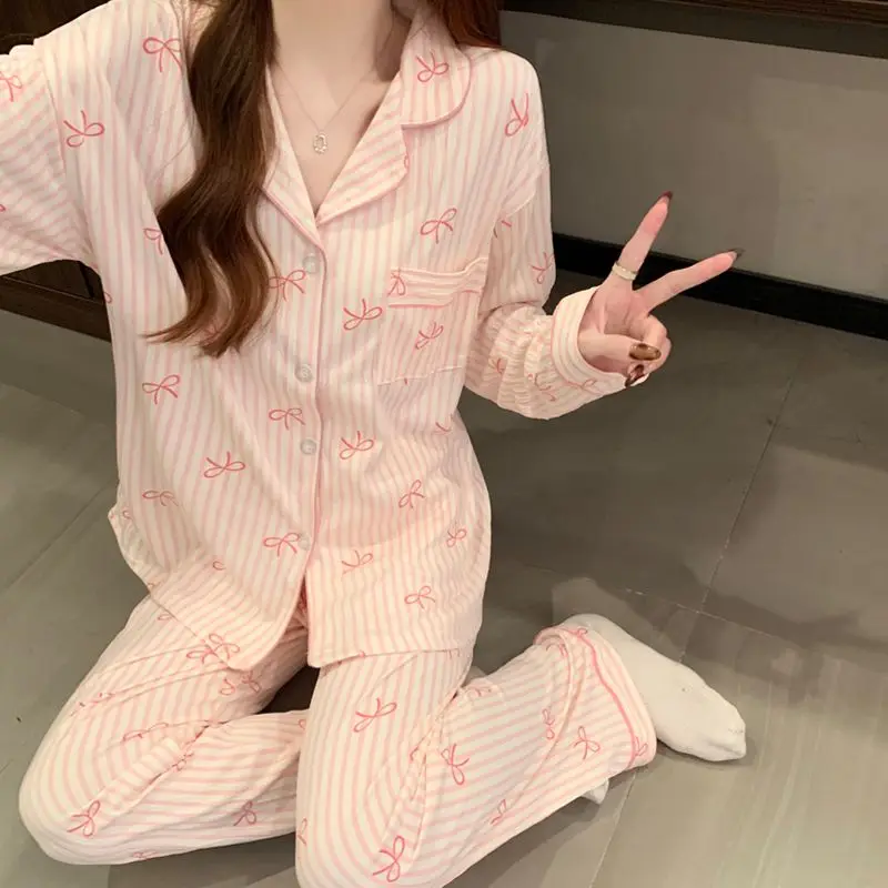 Femmes pyjamas ensemble printemps automne loisirs vêtements de nuit à manches longues pantalon revers doux nœud papillon rayé imprimé Homewear femme vêtements de détente