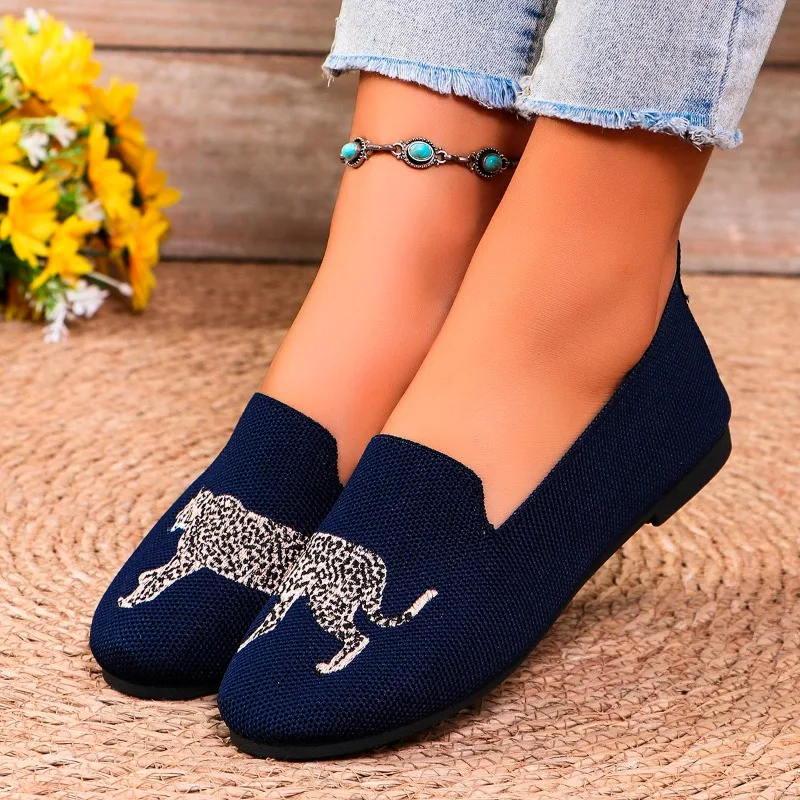 Women\'s Fashion Flat Shoes Autumn New Round Head Deep Mouth Mesh Cloth Breathable Embroidery Soft Sole Non-slip Cloth Shoes