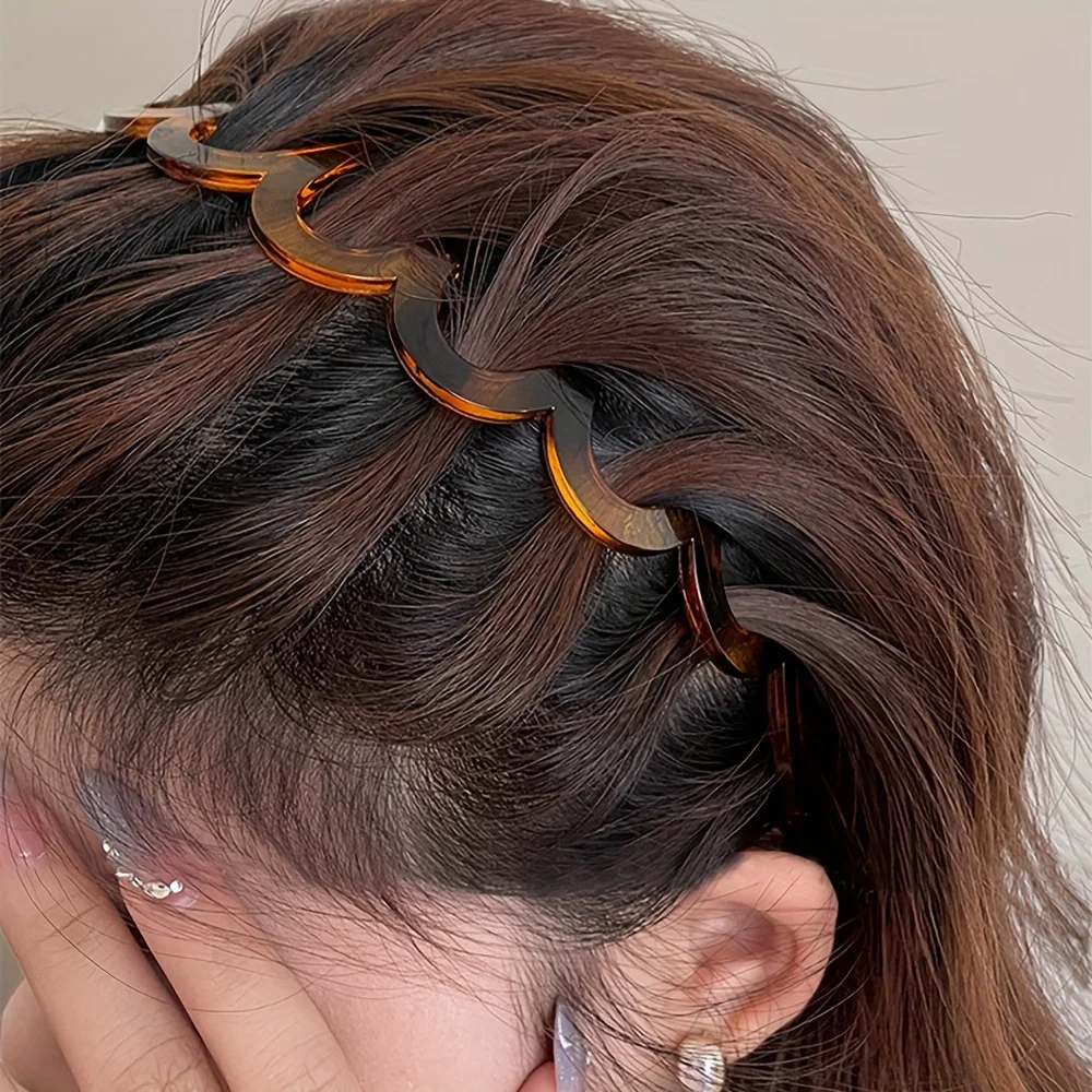 2pcs Summer Wave Black + Leopard Pattern Hair Clips | Everyday Style with Gripping Teeth – Tortoiseshell Teeth Hair Clips