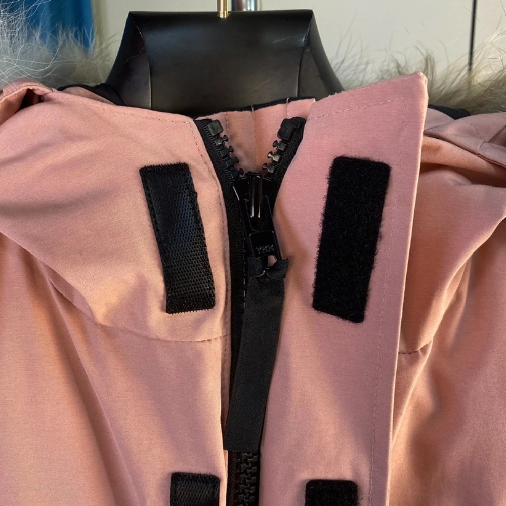 الفاخرة الشتاء سميكة قصيرة أسفل سترة العلامة التجارية الشهيرة الدافئة تنوعا مقنعين مصمم الخبز معطف المرأة طويلة الأكمام معطف مبطّن