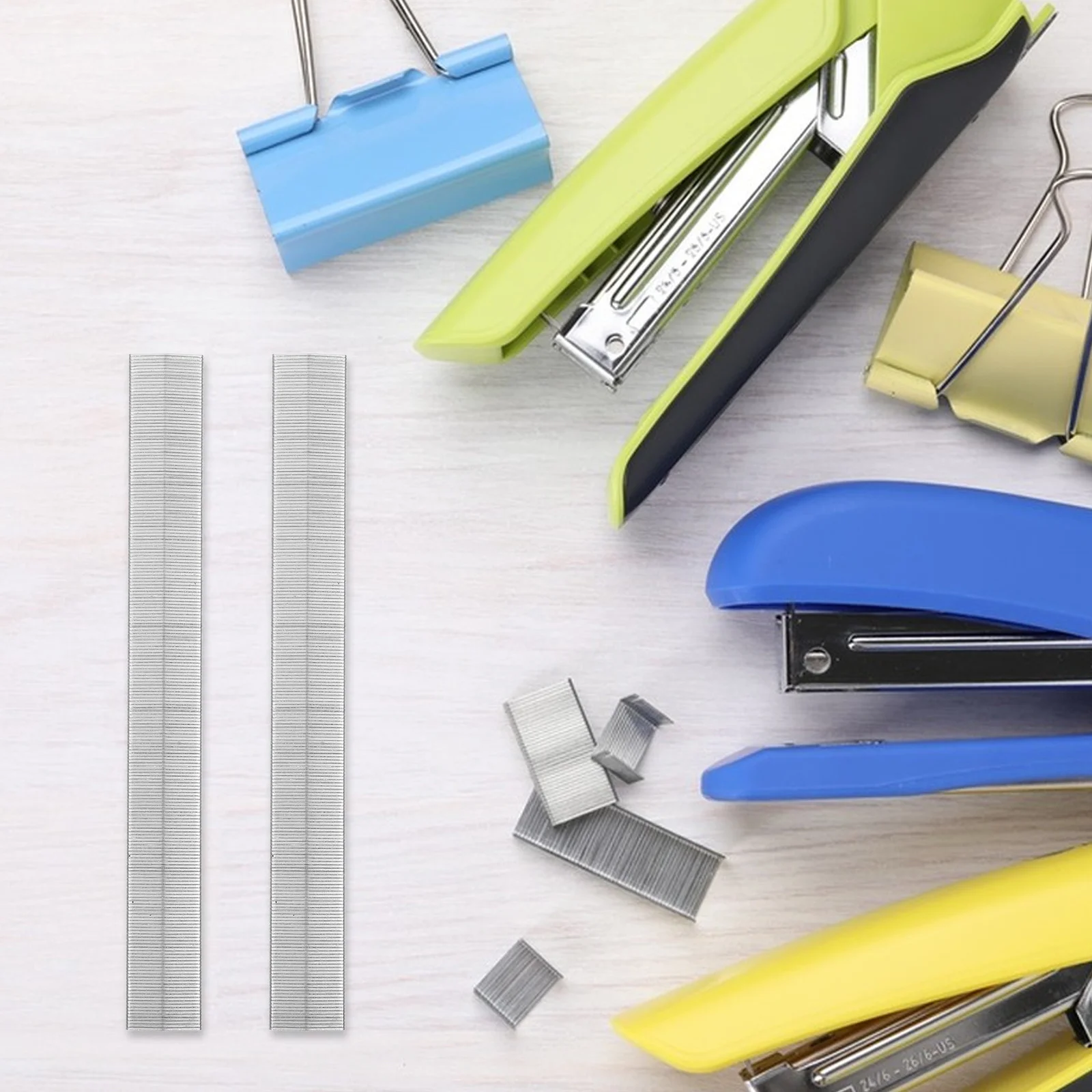 2 صندوق دبابيس صغيرة متعددة الوظائف عبوات دباسة طويلة الأمد مستلزمات مكتبية مشابك ورق معدنية مدمجة للمدرسة المنزلية