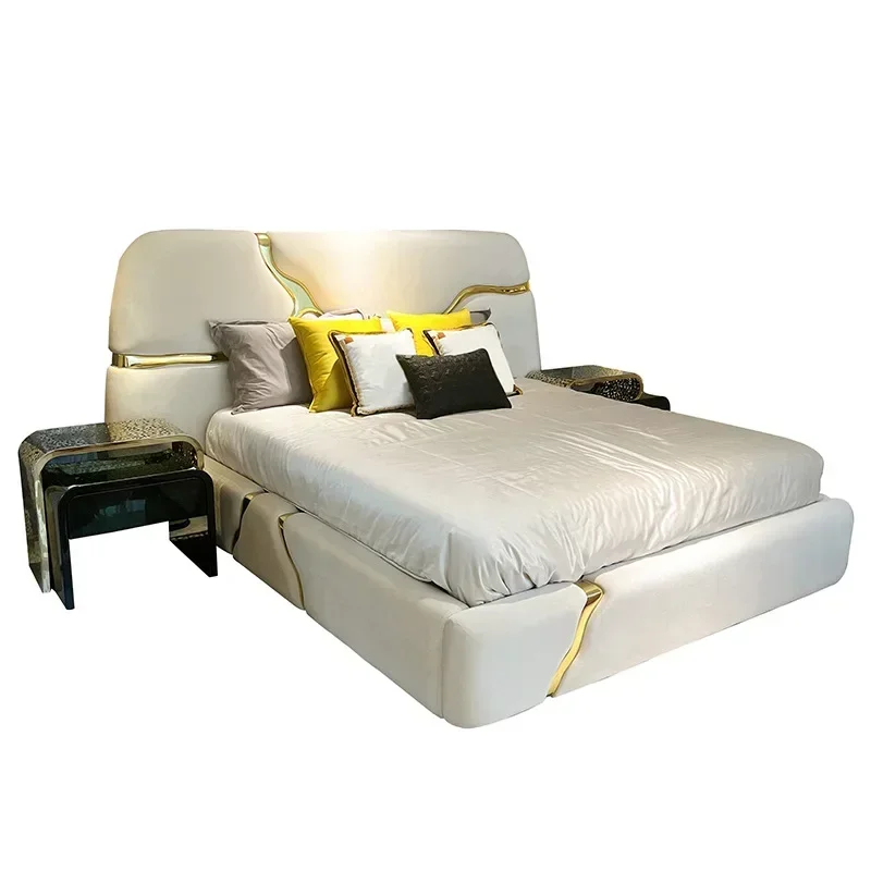 Light luxury bed group