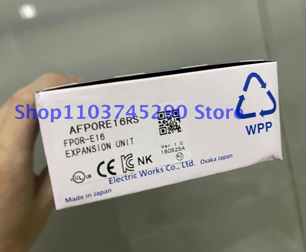 

1PCS New AFP0RE16RS FP0R-E16RS Control Unit In Box